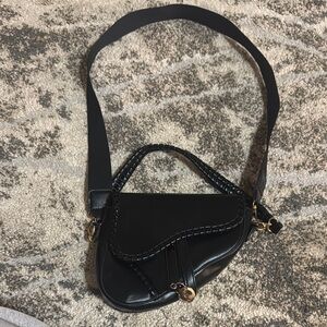 Elegant Black Women's Bag